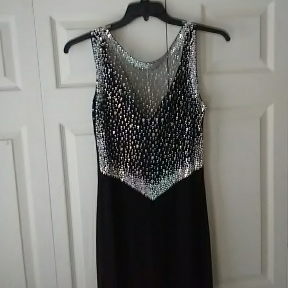 Black ballroom gown with sequins - Picture 7 of 8